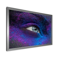 DesignArt 'žensko oko sa suhom bojom prašina pigment na licu' Moderni uokvireni umjetnički tisak